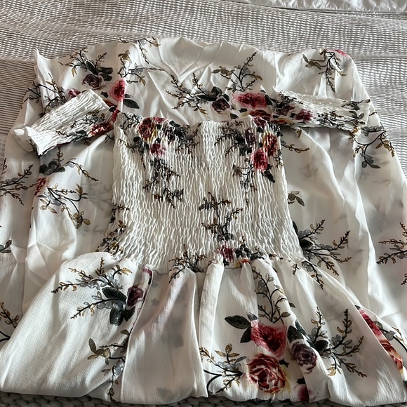 White Boho Printed Floral Maxi Dress - Picture 6 of 6